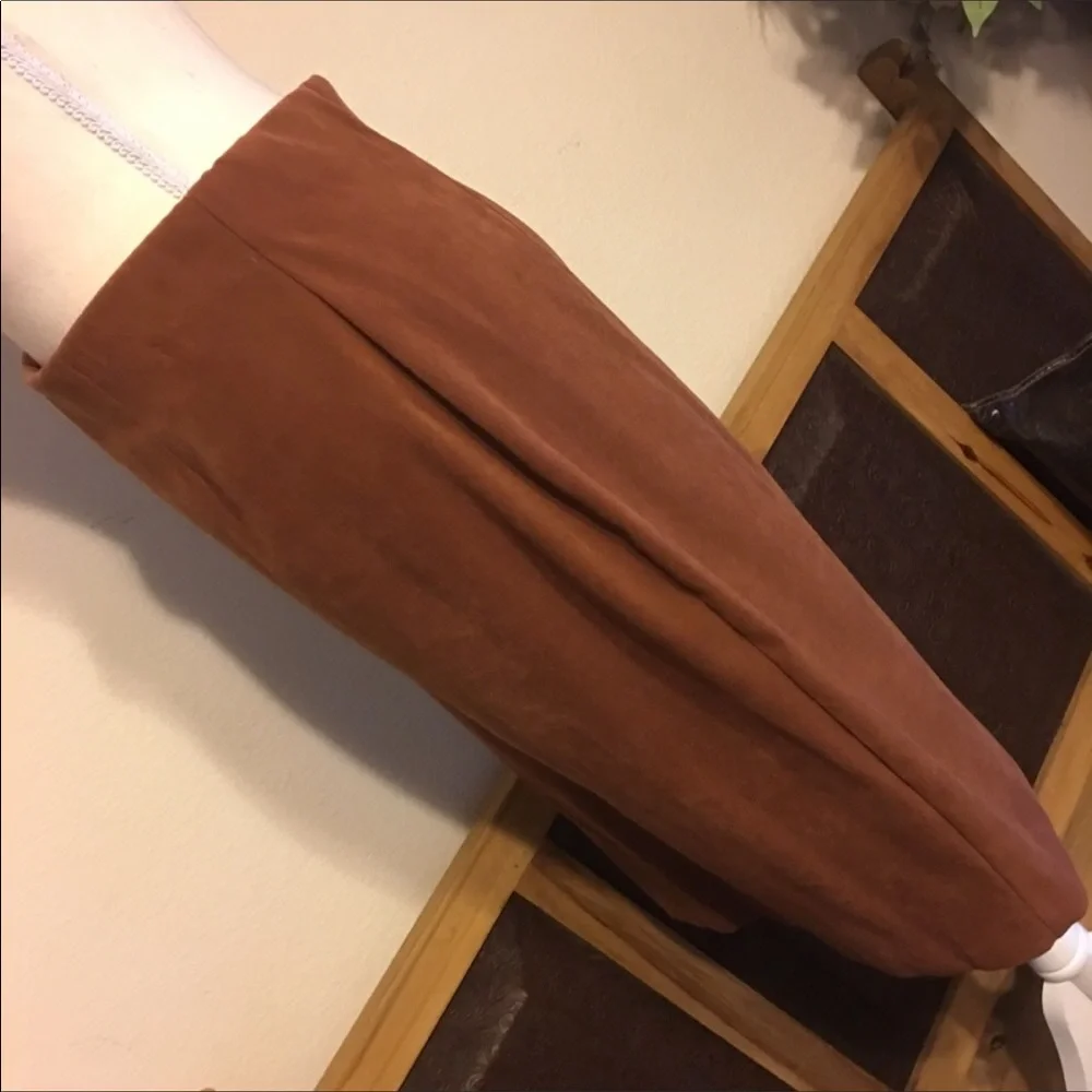 Lori Weidner suede like cognac brown midi skirt 10